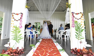 ハピネスウエディング　ハワイ（ビーチ）挙式001