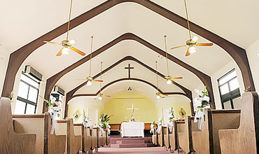 ハピネスウエディング　ハワイ挙式003 ホノルル・チャーチ・オブ・ゴッド教会挙式